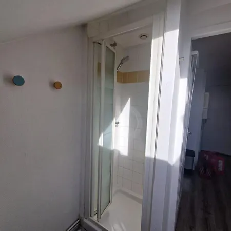 Apartamento Cozy Train Station Within Walking Distance Libourne