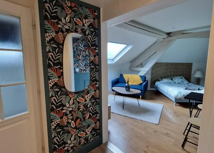 Cozy Train Station Within Walking Distance Lejlighed