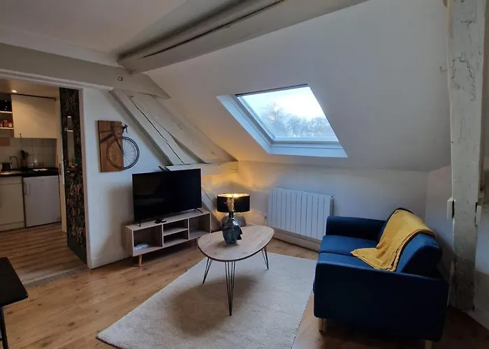 Lejlighed Cozy Train Station Within Walking Distance *