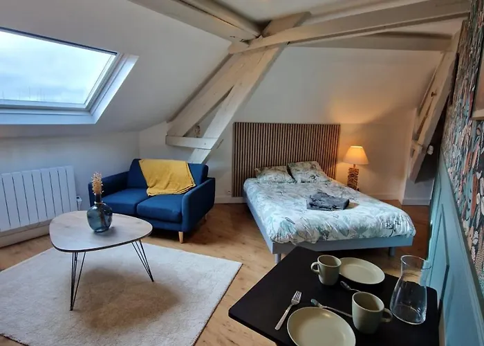 Cozy Train Station Within Walking Distance Lejlighed